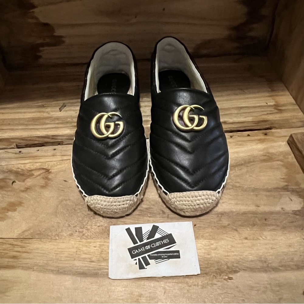 Gucci Marmont Gold Logo Black Matelasse
Quilted Leather Mules Espadrillers
